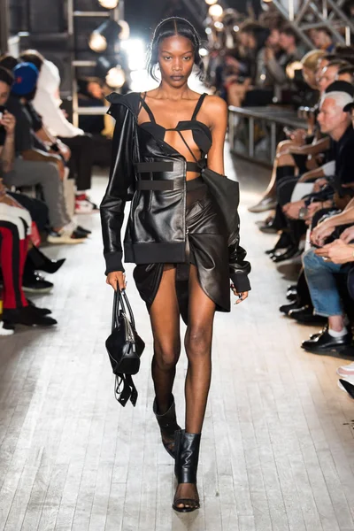 Look 2